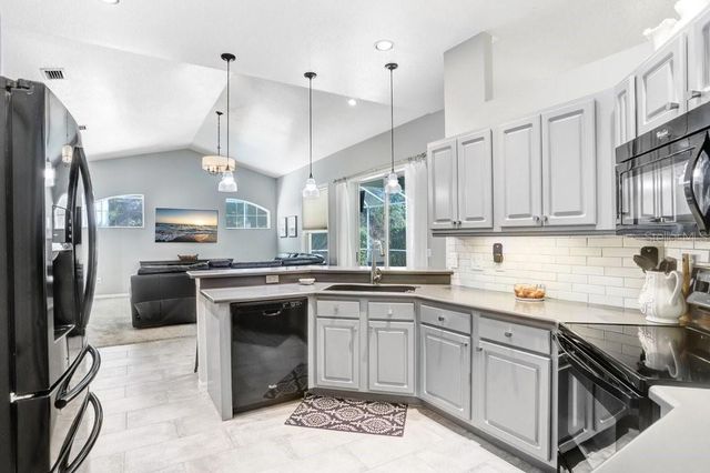 3026 PARTRIDGE POINT TRAIL, Valrico, FL 33594