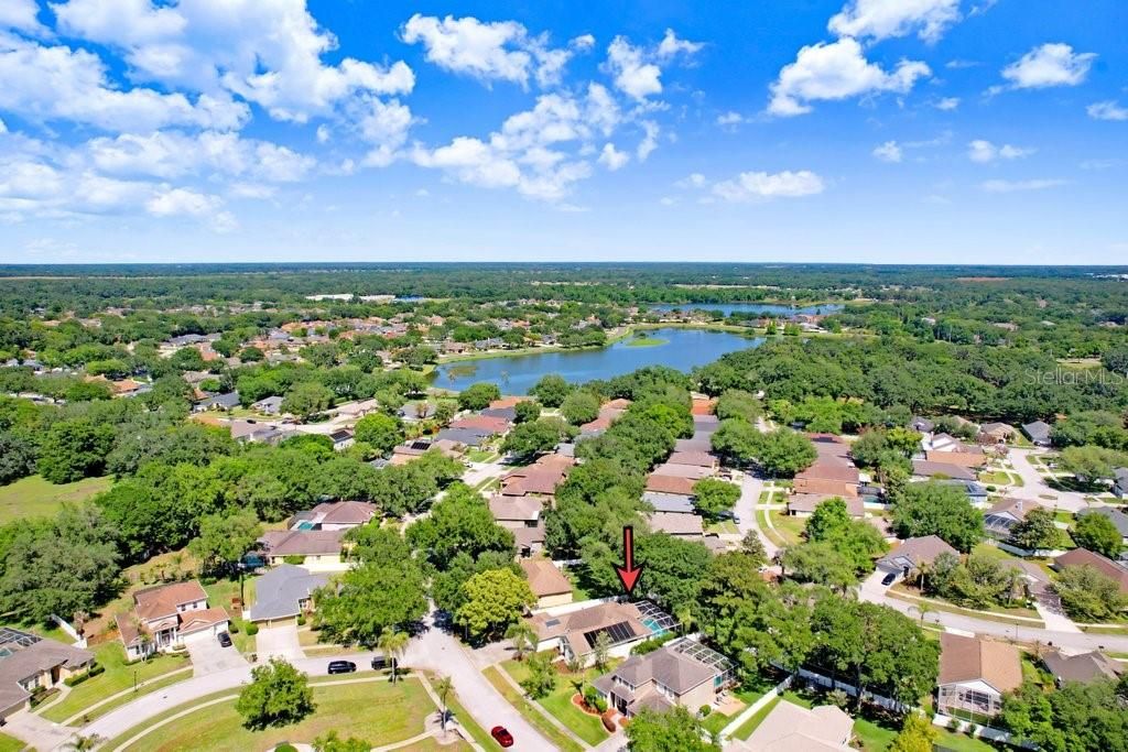 Image 11 of property listing at 3026 PARTRIDGE POINT TRAIL, Valrico, FL 33594