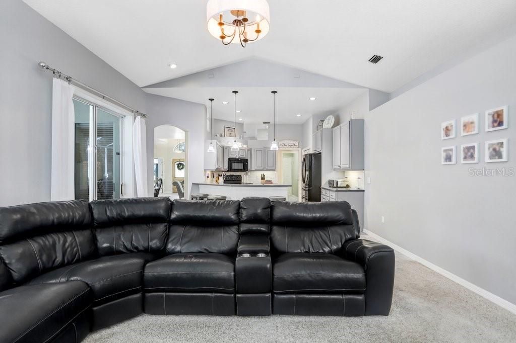 Image 35 of property listing at 3026 PARTRIDGE POINT TRAIL, Valrico, FL 33594