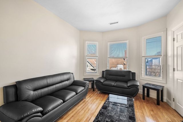 81-83 Kenoza Ave, Haverhill, MA 01830