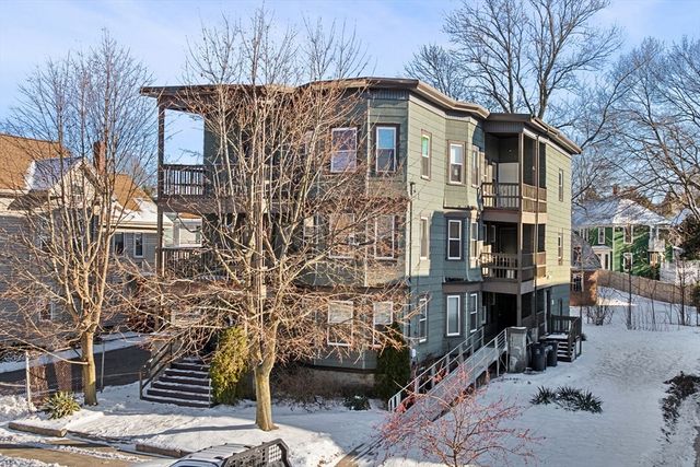 81-83 Kenoza Ave, Haverhill, MA 01830