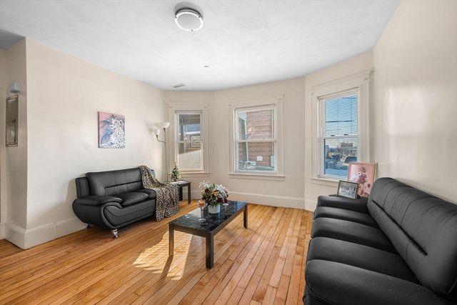 81-83 Kenoza Ave, Haverhill, MA 01830