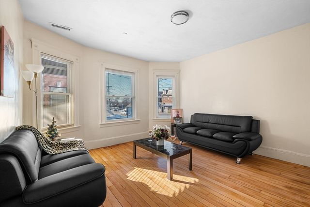 81-83 Kenoza Ave, Haverhill, MA 01830