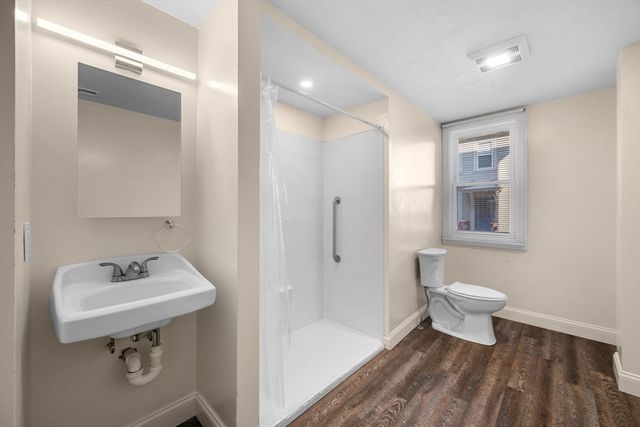 81-83 Kenoza Ave, Haverhill, MA 01830