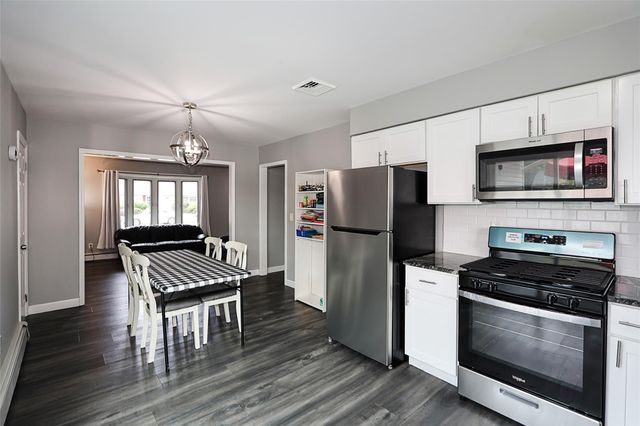 4 Naples Avenue, Central Islip, NY 11722