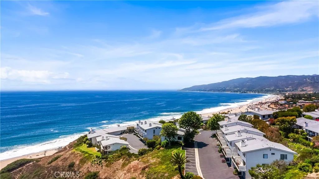 6824 Las Olas, Malibu, CA 90265
