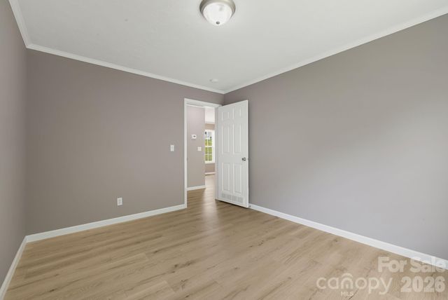 44 morning Lane, Hendersonville, NC 28792