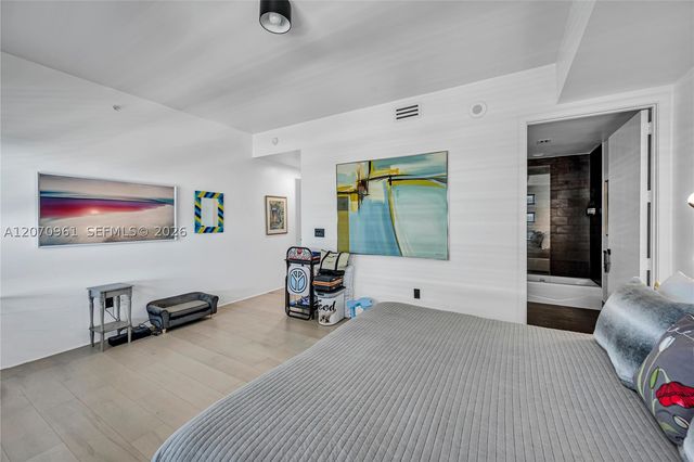 1040 Biscayne Blvd 2603, Miami, FL 33132