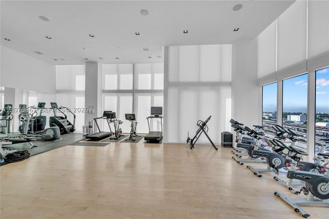 1040 Biscayne Blvd 2603, Miami, FL 33132