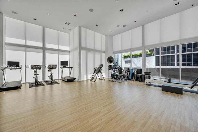 1040 Biscayne Blvd 2603, Miami, FL 33132