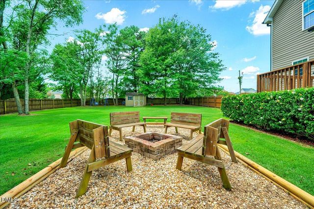 8104 Consella Way, Willow Spring, NC 27592