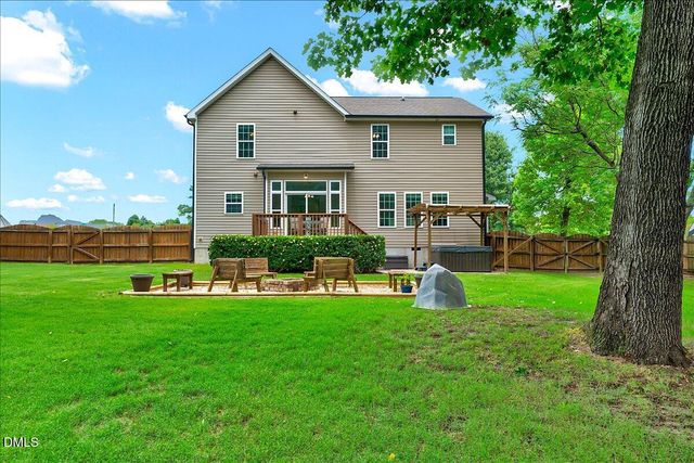 8104 Consella Way, Willow Spring, NC 27592