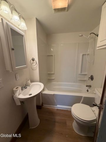 2704 NY-2, Grafton, NY 12052