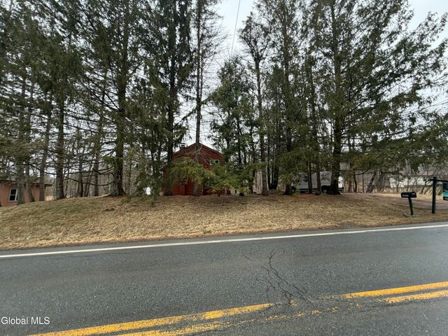 2704 NY-2, Grafton, NY 12052