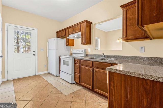 321 Village Drive, Loganville, GA 30052