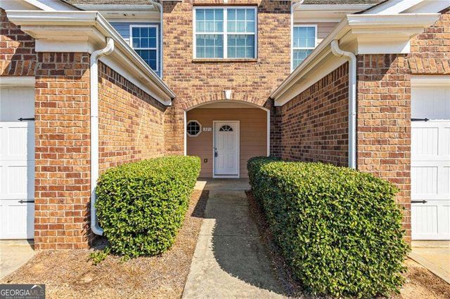 321 Village Drive, Loganville, GA 30052