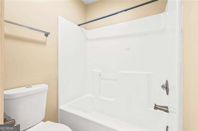 321 Village Drive, Loganville, GA 30052