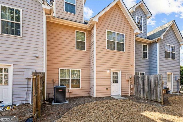 321 Village Drive, Loganville, GA 30052