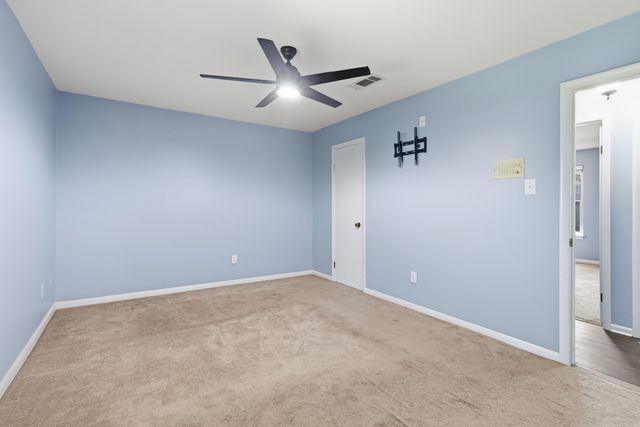 28 Johnny Ln, Sherwood, AR 72120