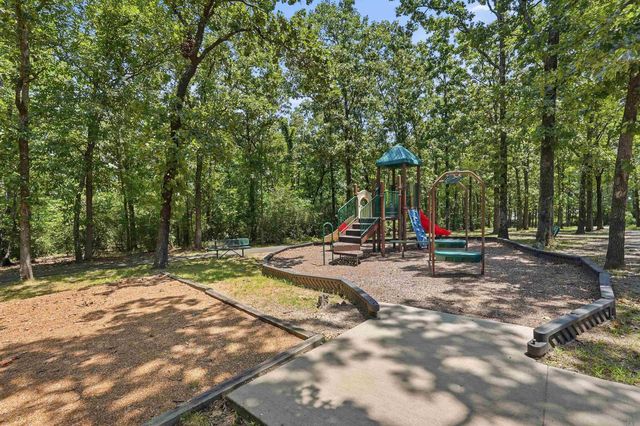 28 Johnny Ln, Sherwood, AR 72120