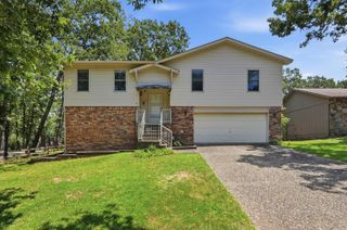 28 Johnny Ln, Sherwood, AR 72120