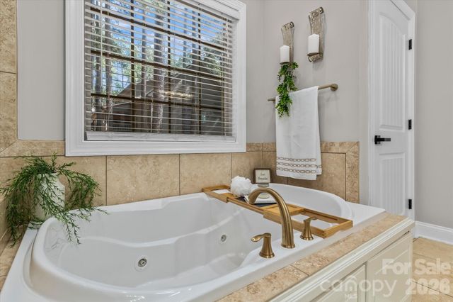 4950 River Hills Drive, Denver, NC 28037