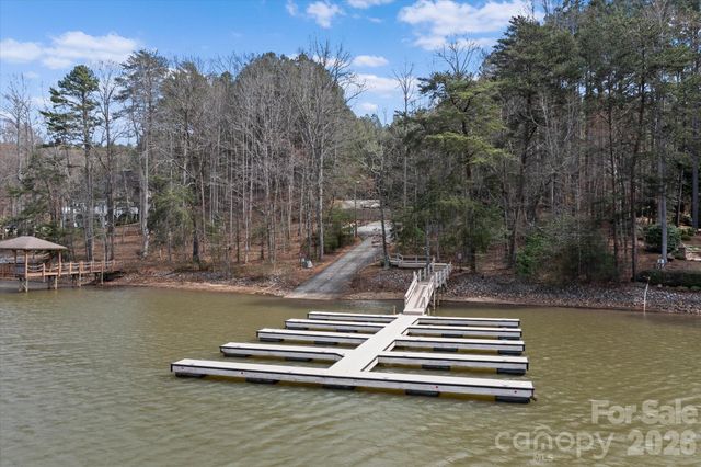 4950 River Hills Drive, Denver, NC 28037