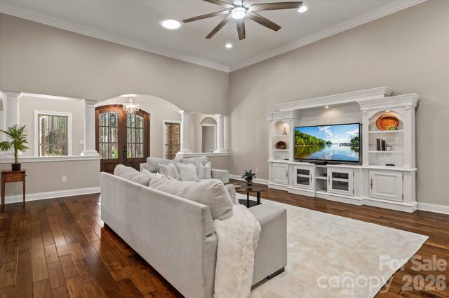 4950 River Hills Drive, Denver, NC 28037