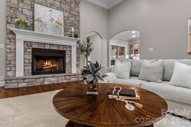 4950 River Hills Drive, Denver, NC 28037