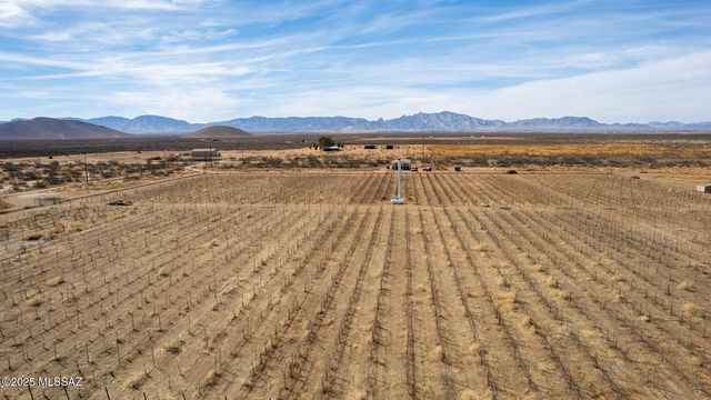 3516 E Fawn Ranch Road, Pearce, AZ 85625