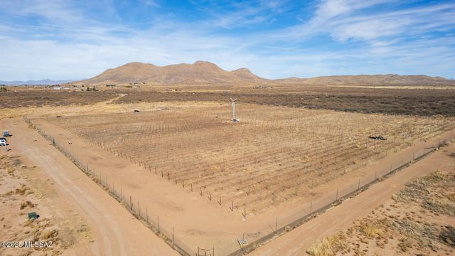 3516 E Fawn Ranch Road, Pearce, AZ 85625