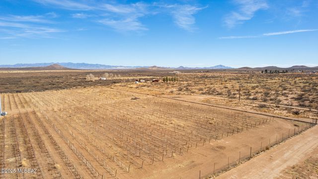 3516 E Fawn Ranch Road, Pearce, AZ 85625