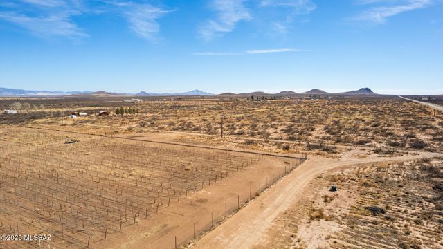 3516 E Fawn Ranch Road, Pearce, AZ 85625
