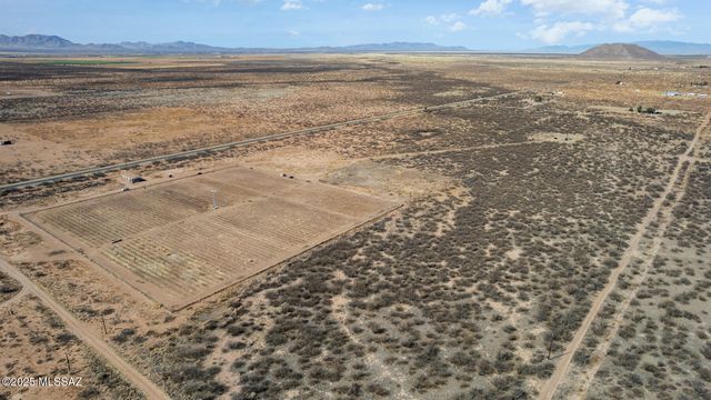 3516 E Fawn Ranch Road, Pearce, AZ 85625