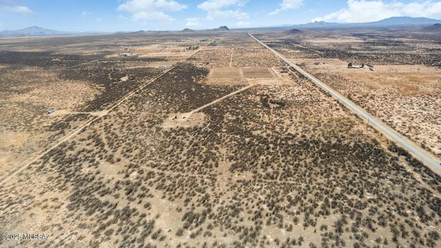 3516 E Fawn Ranch Road, Pearce, AZ 85625