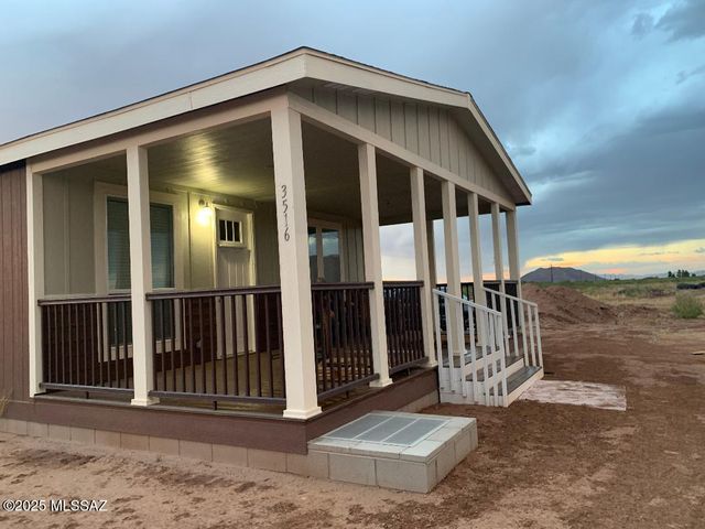 3516 E Fawn Ranch Road, Pearce, AZ 85625