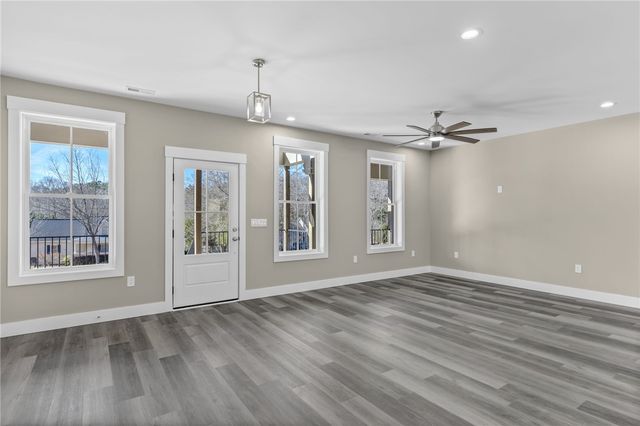 222 Lake Forest Circle, Easley, SC 29642