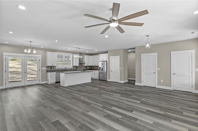 222 Lake Forest Circle, Easley, SC 29642