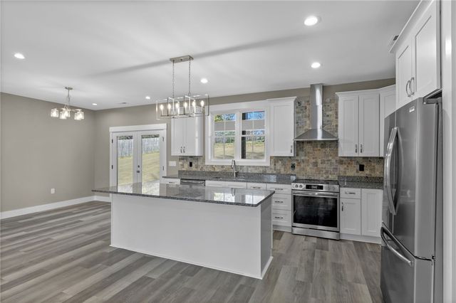 222 Lake Forest Circle, Easley, SC 29642