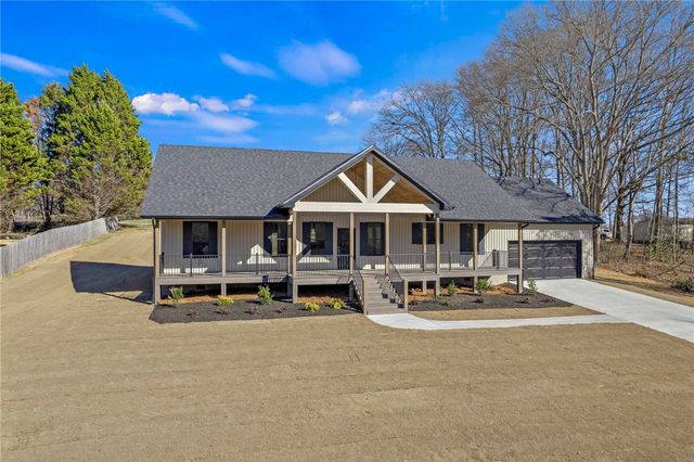 222 Lake Forest Circle, Easley, SC 29642