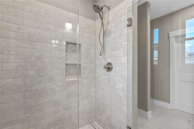 222 Lake Forest Circle, Easley, SC 29642