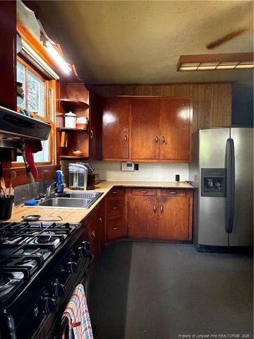 223 West Third Avenue, Red Springs, NC 28377