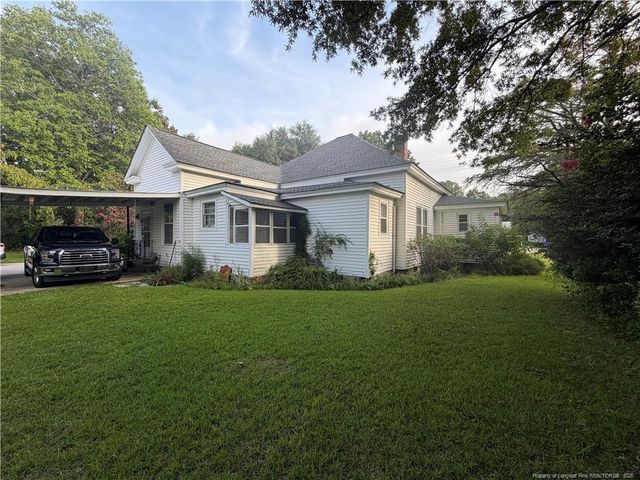 223 West Third Avenue, Red Springs, NC 28377