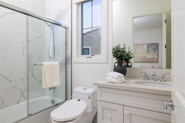 104 Interstellar, Irvine, CA 92618