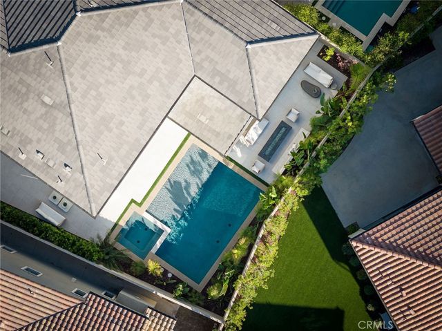 104 Interstellar, Irvine, CA 92618