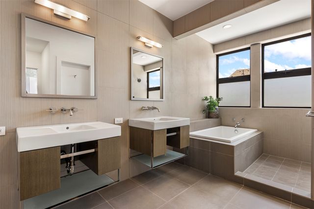 6 Vanguard Way, Dallas, TX 75243