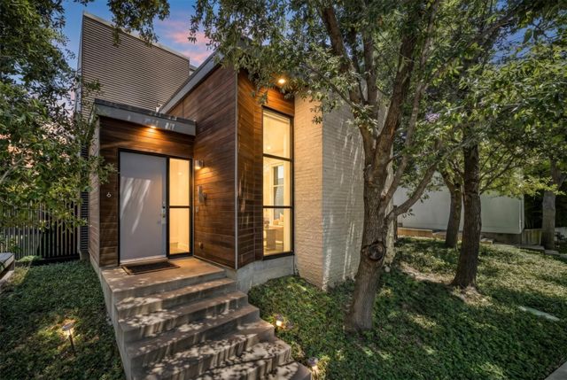 6 Vanguard Way, Dallas, TX 75243