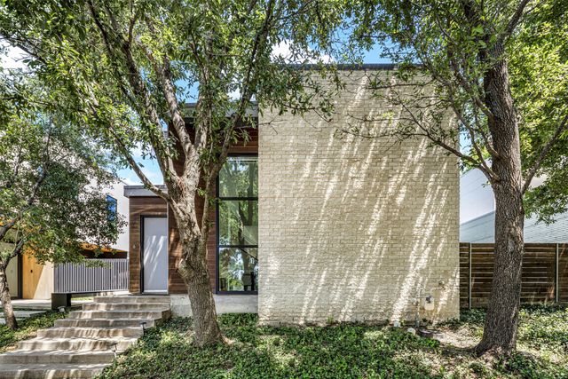 6 Vanguard Way, Dallas, TX 75243