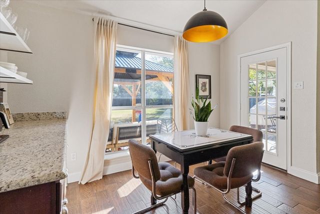 6410 Sun Crest Court, Midlothian, TX 76065