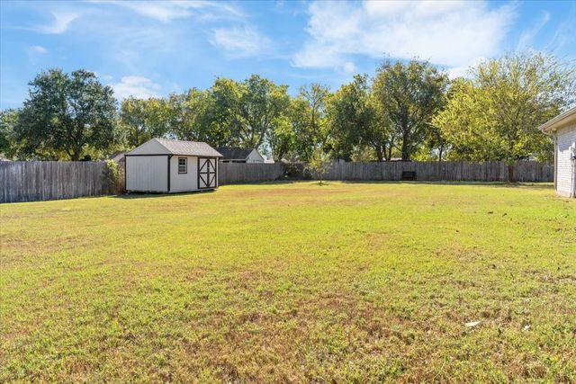 6410 Sun Crest Court, Midlothian, TX 76065